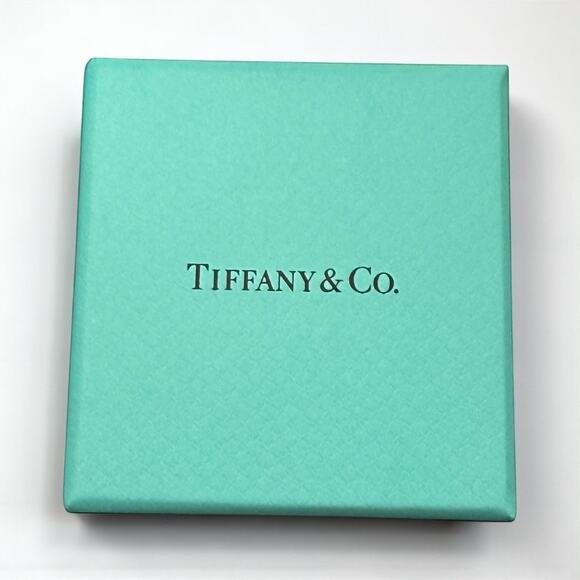Tiffany & Co. Blue Leather Empty Ring Box Gift Suede Drawstring Bag - Picture 5 of 10